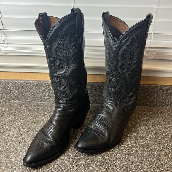 Tony Lama Mens Black Western Cowboy Boots Size 10 D Embossed Leather Pointed Toe - Picture 1 of 11